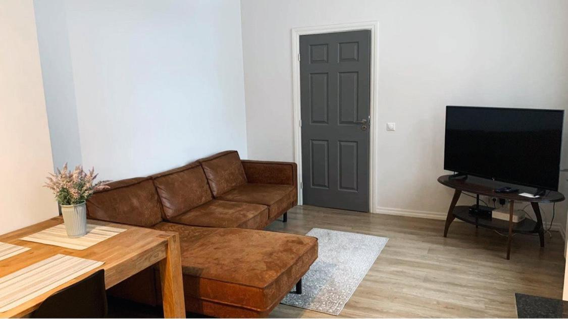 Luxurious 68M2 2Br 3-Room River View Apt In The Heart Of Pärnu Exterior foto
